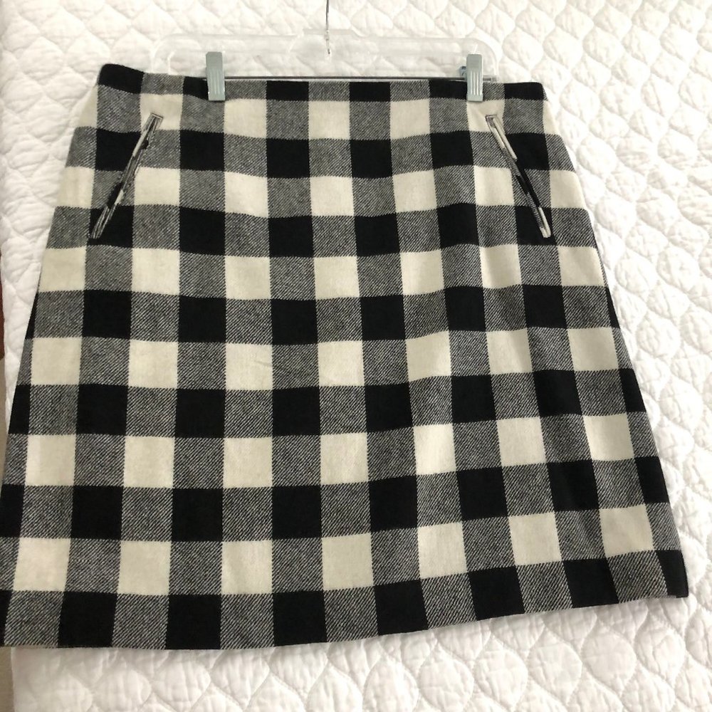 WOOL BLACK AND WHITE SKIRT